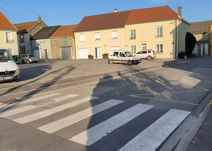 La Nova Feriehus La Neuville-aux-Larris