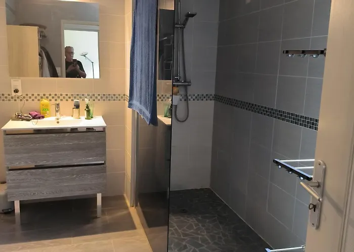 Semesterbostad La Nova La Neuville-aux-Larris