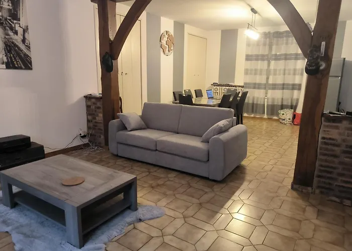 La Nova Feriehus La Neuville-aux-Larris